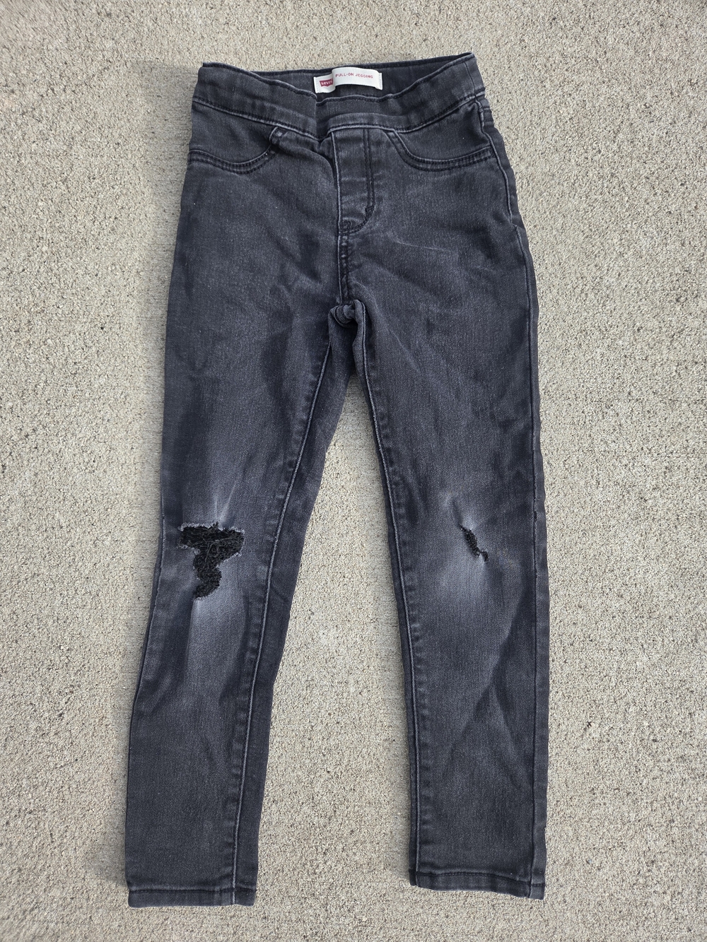 Levi's Girls' Charcoal Black Distressed Skinny Jeans